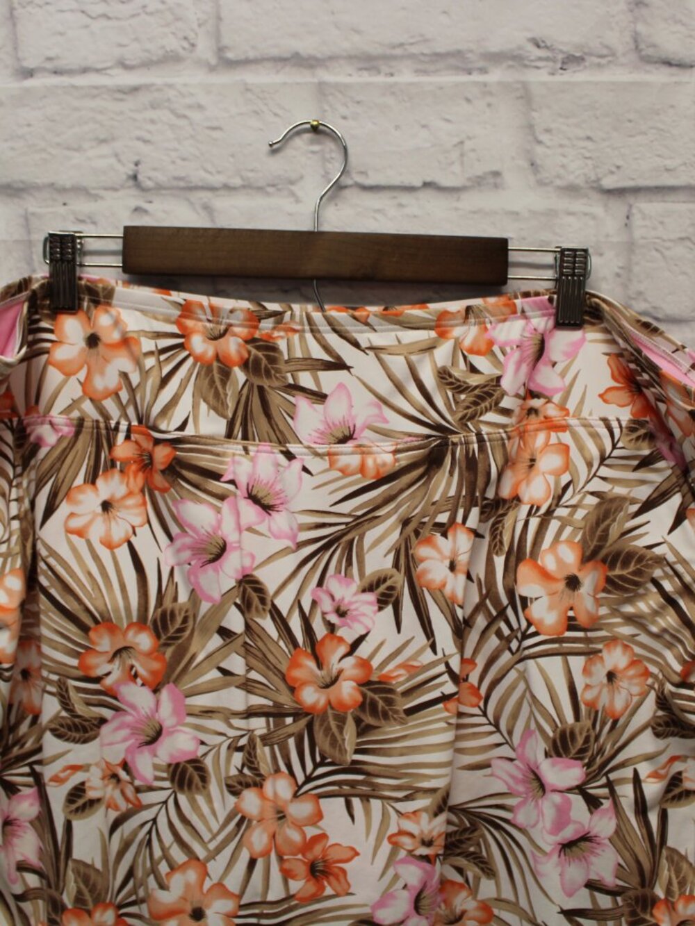 Lands' End Plus 24W Pink Tropical Palm Floral Print Ruched Swim Skirt - Picture 3 of 8